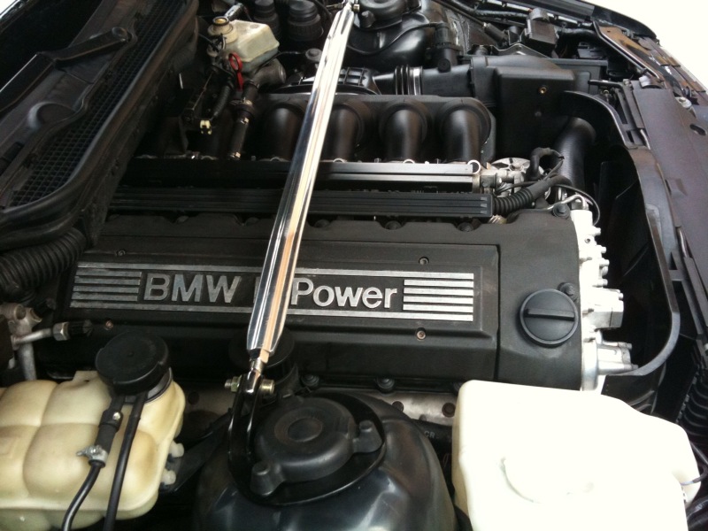 Ma petite BMW (E36) M3 3.2 Limousine ! : BMW serie M (motorsport)