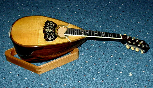 mandol11.jpg